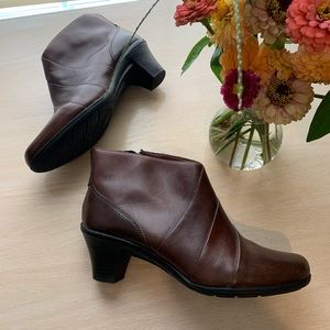 BASS Brown Leather Ankle Boot